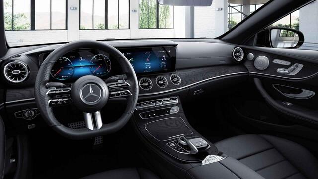 Mercedes-Benz E-KLASSE Cabrio 450 4MATIC AMG Line | Luchtvering | Memory | Keyless | Burmester | Airscarf | Multibeam |