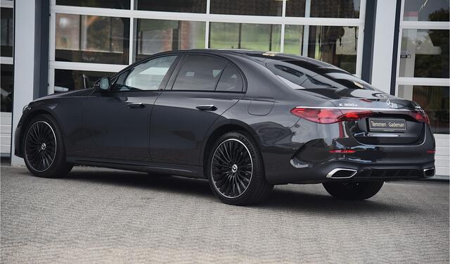 Mercedes-Benz E-KLASSE 300 e 4MATIC AMG Line