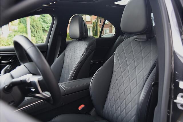 Mercedes-Benz E-KLASSE 300 e 4MATIC AMG Line