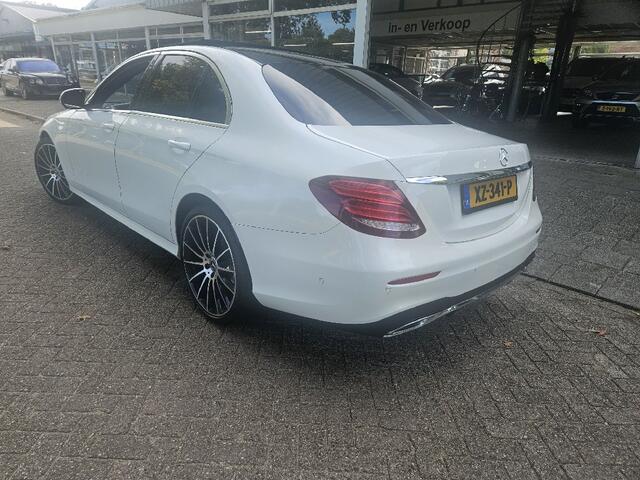 Mercedes-Benz E-KLASSE 220 d Bus.Sol. AMG