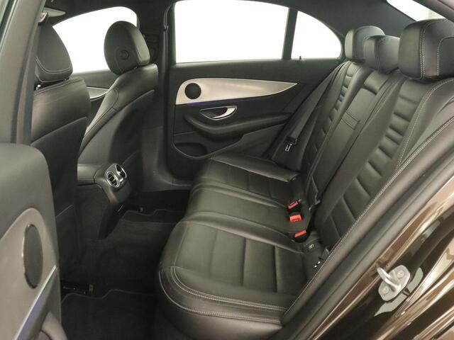 Mercedes-Benz E-KLASSE 350e Avantgarde | Leder | Luchtvering | Trekhaak | Stoelverwarming | Carplay | Camera | Sfeerverlichting | Navigatie | Full LED | Park Assist | PHEV | Plug In