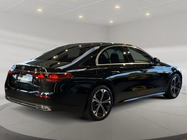 Mercedes-Benz E-KLASSE 300e AVANTGARDE ** LED, DISTR, DODE HOEK, MB PATTERN, AMBIENTE ** 1e EIG - ¤ 21.000,= onder NP - UNFALLFREI ** ** INFORMEER OOK NAAR ONZE AANTREKKELIJKE FINANCIAL-LEASE TARIEVEN **