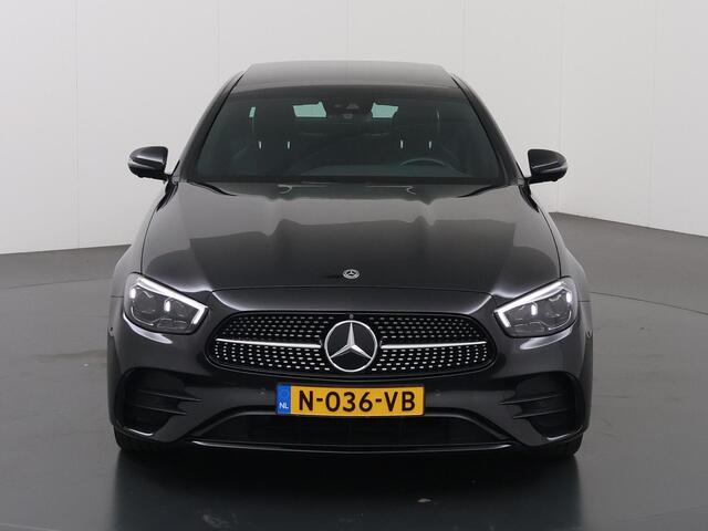 Mercedes-Benz E-KLASSE 300 e AMG Line | Night | Panoramadak | Widescreen | Memory | Burmester |