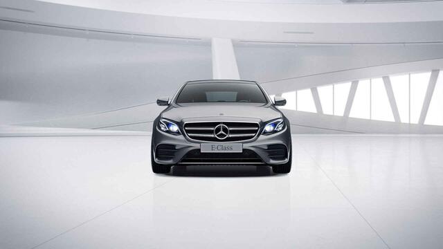 Mercedes-Benz E-KLASSE 400 d 4Matic Premium Plus | AMG | 20" lichtmetalen velgen | Luchtvering | Headup | Widescreen | Burmester | Trekhaak | Panoramadak |