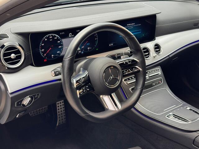 Mercedes-Benz E-KLASSE 300 e 4MATIC AMG Line | E300 Hybride | Pano | Matrix LED | Burmester | Night | Keyless | Adapt. Cruise | Trekhaak | 20 Inch | 360 | Carplay | DAB | Trekhaak | Sfeer | Dodehoek | Lane Assist | BTW | Dealer Onderhouden | Garantie