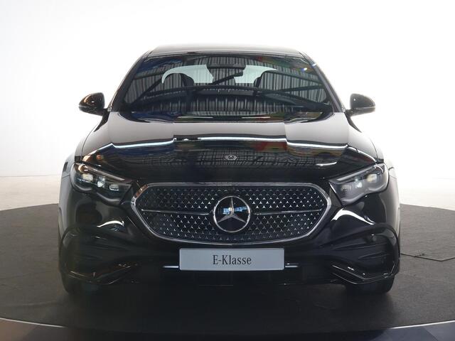 Mercedes-Benz E-KLASSE 300e Sport Edition | Panoramaschuifdak | Premium plus | Superscreen | Nightpakket | Burmester | Stoelventilatie | Rijassistentiepakket Plus | Head-up display | DISTRONIC |