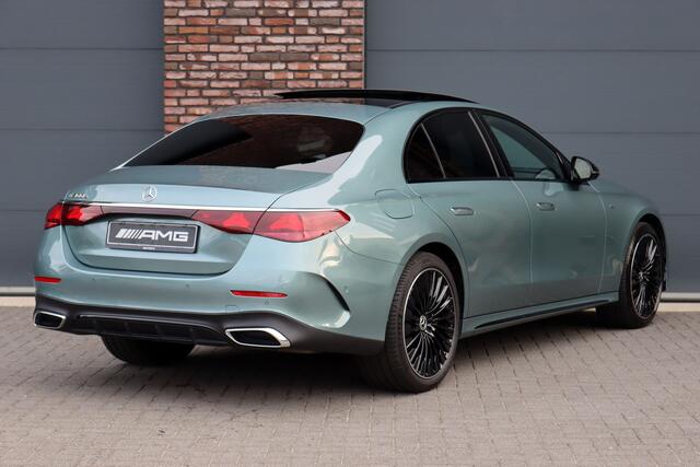Mercedes-Benz E-KLASSE 300 e AMG Line | Hyperscreen | Distronic | Panoramadak | Memory | Burmester | HUD | 3D-Display | Digital Light | Surround Camera | Nightpakket | Keyless Go |