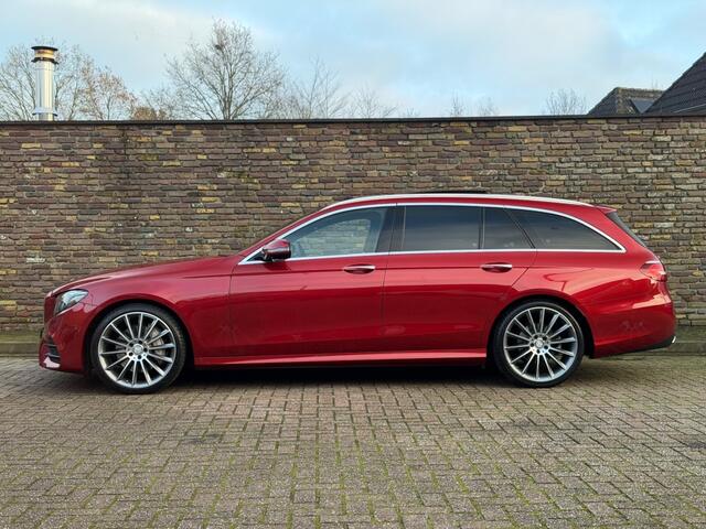 Mercedes-Benz E-KLASSE 200 AMG Panodak Burmester 360 Camera Head up Leer