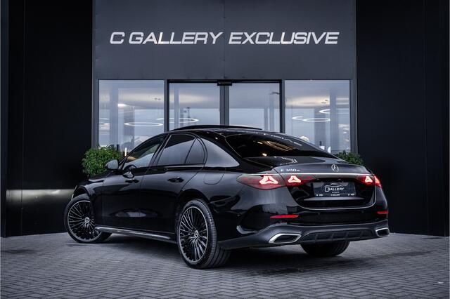 Mercedes-Benz E-KLASSE E300 e AMG Line - Origineel NL | Panorama | Passenger Display | Burmester | Memory