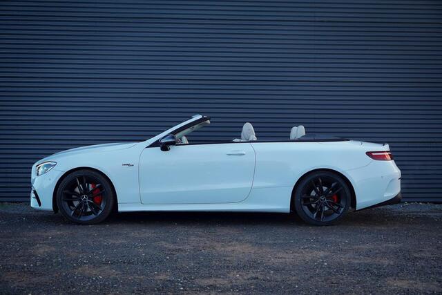 Mercedes-Benz E-KLASSE Cabrio 300 AMG Line / 53 AMG Uitgevoerd / Carbon / Stoelverwarming