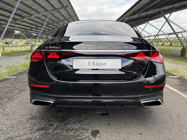 Mercedes-Benz E-KLASSE 300 e Sport Edition | Night | Burmester | Rijassistentiepakket | Superscreen | Stoelverwarming/ventilatie | Sfeerverlichting | 360 camera |