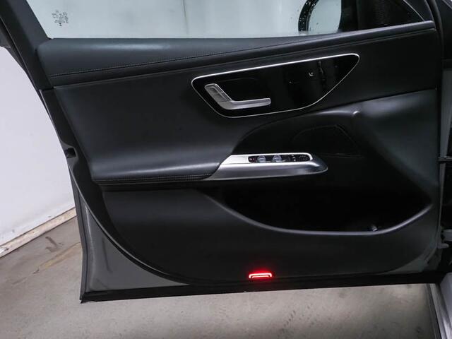 Mercedes-Benz E-KLASSE 300 e AMG Line