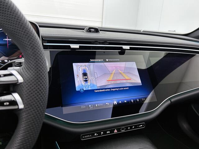 Mercedes-Benz E-KLASSE 300 e Sport Edition | Nightpakket | Panoramaschuifdak | Memorypakket | 360° camera | DIGITAL Light | Smartphone integratie | MBUX Superscreen | Augmented Reality navigatie | 20 inch AMG velgen |