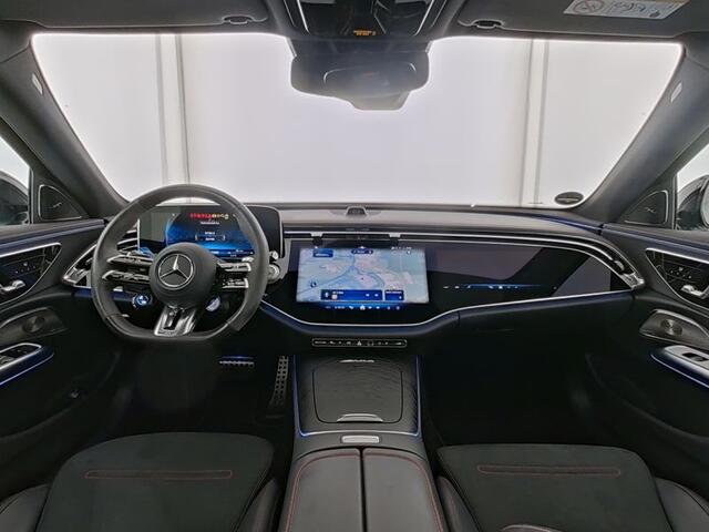 Mercedes-Benz E-KLASSE Mercedes-AMG 53 4MATIC+ MBUX Superscreen | AMG DYNAMIC PLUS Pakket | Panorama Schuif-Kanteldak | Burmester® | 21 Inch AMG Velgen. Inclusief 24 maanden MB Certified garantie voor Europa.