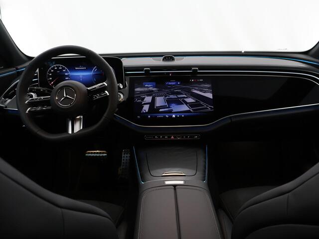 Mercedes-Benz E-KLASSE 300e Sport Edition | Panoramaschuifdak | Head-up | Trekhaak | Burmester | Nightpakket |