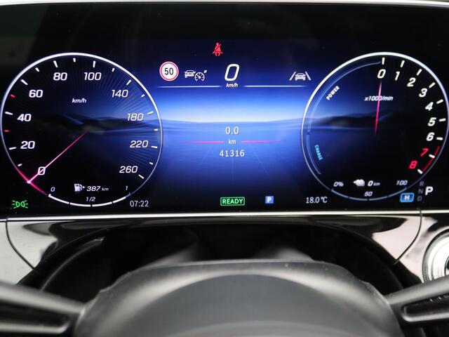 Mercedes-Benz E-KLASSE 300 e AMG Plug-In Hybride AMG Line | Panorama Schuif-Kanteldak | Widescreen Dashboard | Burmester® 4D surround sound system | Digil Licht. Inclusief 24 maanden MB Certified garantie voor Europa.
