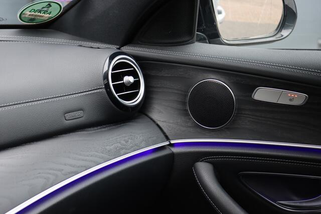 Mercedes-Benz E-KLASSE 200 AMG Line | Schuifdak | Standkachel | Apple Carplay/Android Auto | Nightpakket | Sfeerverlichting | Intelligent Light System | Camera | Zitcomfortpakket |