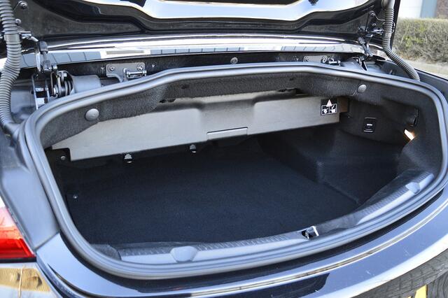 Mercedes-Benz E-KLASSE Cabrio 200 25th Anniversary Edition Rijklaarprijs-Garantie AMG-Line Leder Widescreen Nek/Stoel verwarming Led