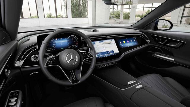 Mercedes-Benz E-KLASSE 300 e 4MATIC Exclusive Line | Premium plus | Superscreen | Trekhaak | Memory | Burmester |