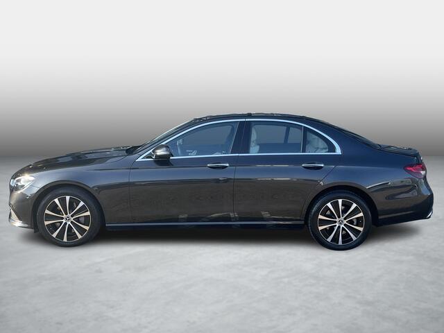 Mercedes-Benz E-KLASSE 300 e Luxury Line