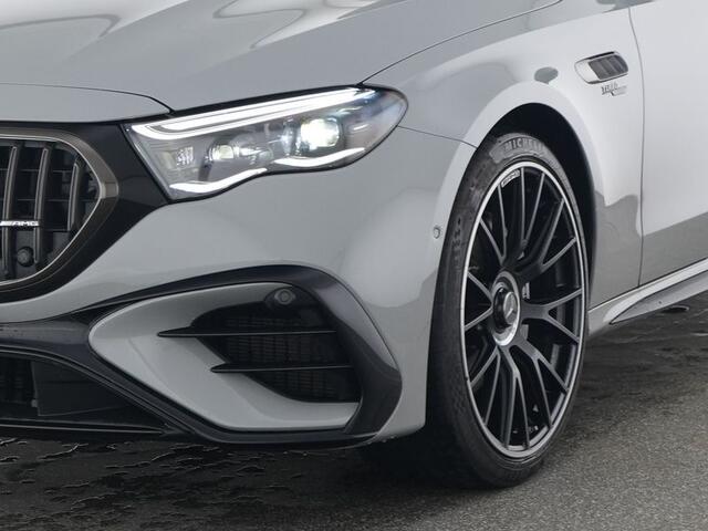 Mercedes-Benz E-KLASSE Mercedes-AMG 53 4MATIC+ Panorama Schuif-Kanteldak | MBUX Superscreen | Burmester® | AMG Real Performance Sound | Night 1 en 2 | 21 Inch AMG Velgen. Inclusief 24 maanden Mercedes-Benz Certified garantie voor Europa.