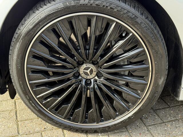 Mercedes-Benz E-KLASSE 300 e AMG Line Premium Plus Hyperscreen | Pano-Dak | Trekhaak | HUD | Memory