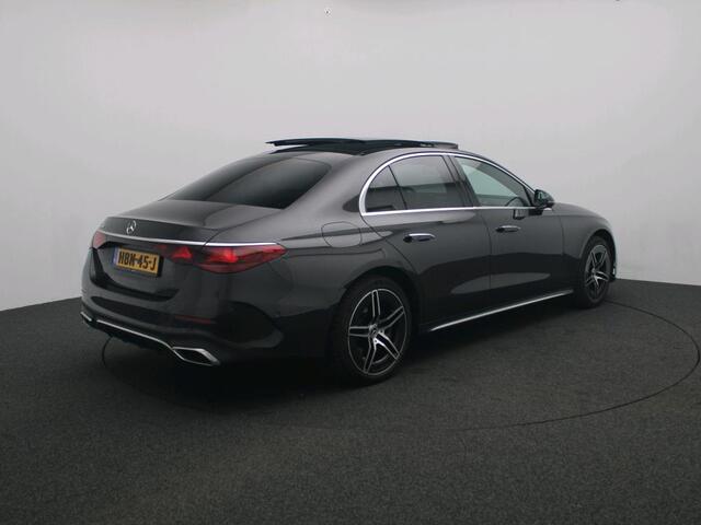 Mercedes-Benz E-KLASSE 300 e AMG Plug-In Hybride AMG Line | Panorama Schuif-Kanteldak | Widescreen Dashboard | Burmester® 4D surround sound system | Digil Licht. Inclusief 24 maanden Mercedes-Benz Certified garantie voor Europa.
