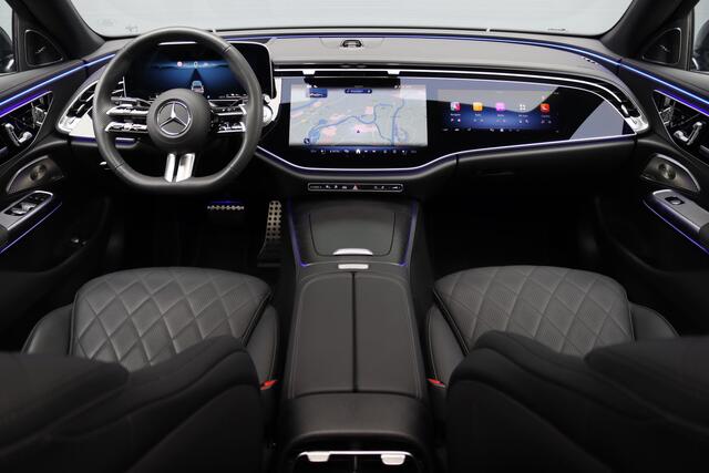 Mercedes-Benz E-KLASSE 400 e 4MATIC AMG Line | Hyperscreen | Luchtvering | Achterasbesturing | Distronic+ | HUD | Massage | Burmester | Nappa Leder | Trekhaak | Vlakkenverwarming | Stoelventilatie | Soft-Close |