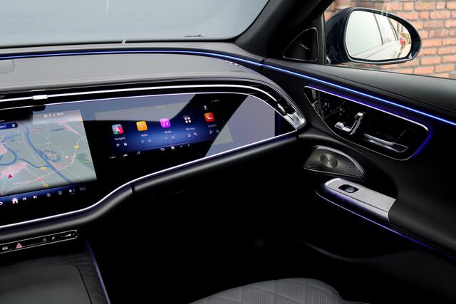 Mercedes-Benz E-KLASSE 400 e 4MATIC AMG Line | Hyperscreen | Luchtvering | Achterasbesturing | Distronic+ | HUD | Massage | Burmester | Nappa Leder | Trekhaak | Vlakkenverwarming | Stoelventilatie | Soft-Close |