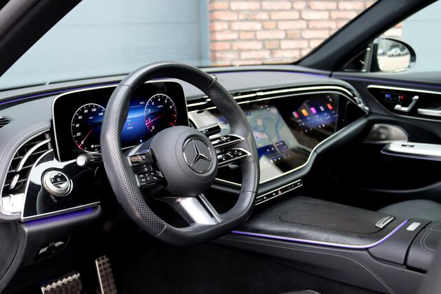 Mercedes-Benz E-KLASSE 200 AMG Line | Hyperscreen | Distronic | Panoramadak | Stoelventilatie | Burmester | Surround Camera | Digital Light | Exclusiefpakket | Keyless Go |