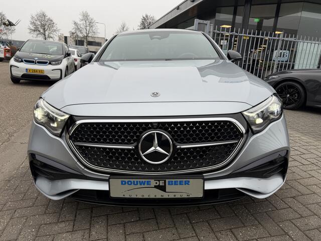 Mercedes-Benz E-KLASSE 300 e AMG Line Advanced plus Night | Pano-Dak | Distronic | Memory | Grill Verlicht | Stoel en Stuurverw. |