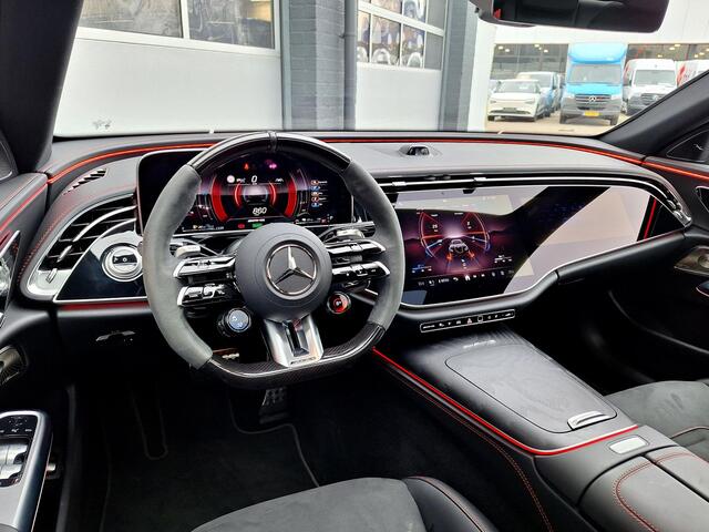 Mercedes-Benz E-KLASSE AMG 53 HYBRID 4MATIC+ | Panoramadak | Burmester | Night pakket | 360° Camera | Memory pakket | Superscreen | DISTRONIC | Achterasbesturing | Sfeerverlichting | DIGITAL LIGHT | Keyless-GO | Elektrische achterklep