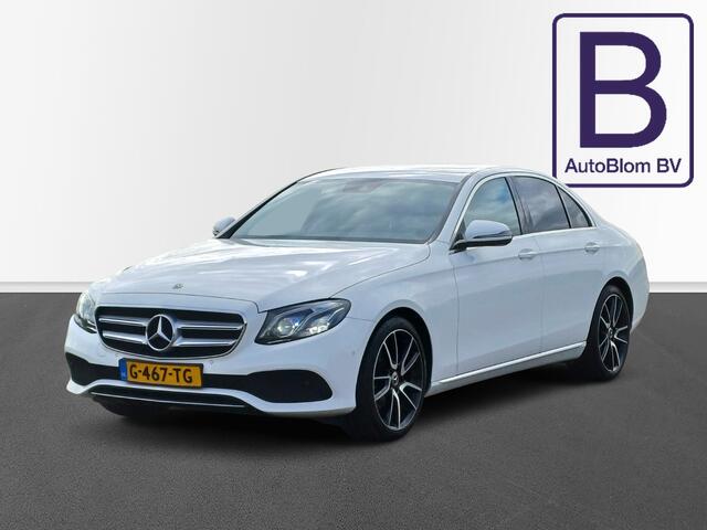 Mercedes-Benz E-KLASSE 200 Premium /Prachtige auto!/Sfeerverlichting/Camera/