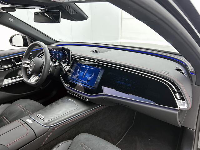 Mercedes-Benz E-KLASSE AMG 53 4MATIC+ / NL Auto / Luchtvering (AMG RIDE CONTROL) / Panoramadak / Night Pakket / MBUX Superscreen / Achterasbesturing / Burmester / Plug-in hybride / Elektrisch rijbereik tot ca. 100 km /