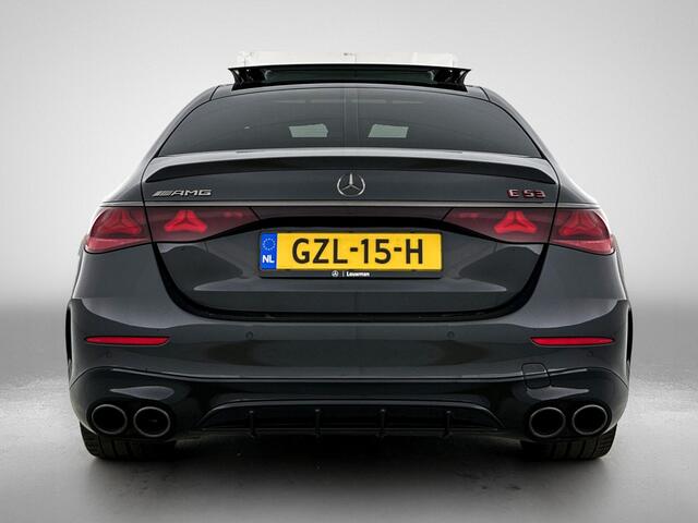 Mercedes-Benz E-KLASSE AMG 53 4MATIC+ / NL Auto / Luchtvering (AMG RIDE CONTROL) / Panoramadak / Night Pakket / MBUX Superscreen / Achterasbesturing / Burmester / Plug-in hybride / Elektrisch rijbereik tot ca. 100 km /