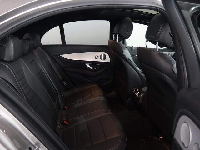 Mercedes-Benz E-KLASSE 300 e AMG Line | Night | Panoramadak | Memory | Multibeam | Burmester | Widescreen |