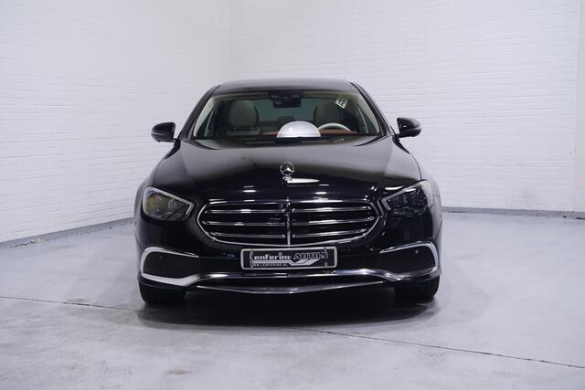 Mercedes-Benz E-KLASSE 300 e AMG Line AMG-line 360 camera matrix-koplampen keyless entry/go drivers-assist 19"-inch lmv ACC two-tone designo-leder panodak burmester surround system luchtvering matrix-koplampen electrische stoelen voor met memo