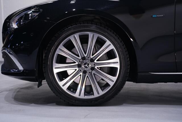 Mercedes-Benz E-KLASSE 300 e AMG Line AMG-line 360 camera matrix-koplampen keyless entry/go drivers-assist 19"-inch lmv ACC two-tone designo-leder panodak burmester surround system luchtvering matrix-koplampen electrische stoelen voor met memo