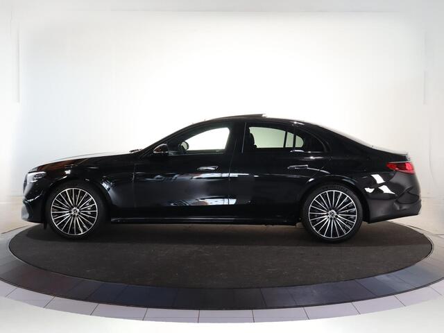 Mercedes-Benz E-KLASSE 300e Sport Edition | Panoramaschuifdak | Premium Plus | Rijassistentiepakket Plus | Night | Head-up display | Burmester |