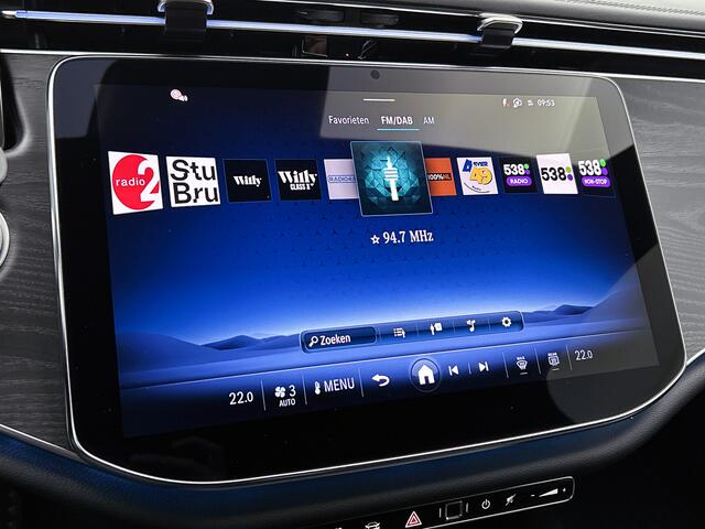 Mercedes-Benz E-KLASSE 300 e Business Solution AMG | Winterpakket | Nightpakket | Parkeerpakket met 360°-camera | Leder pakket | Comfortpakket Plus | Trekhaak | Smartphone integratie | GUARD 360° |