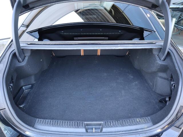 Mercedes-Benz E-KLASSE 300 e 4MATIC Exclusive Line