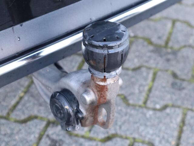 Mercedes-Benz E-KLASSE 300 e 4MATIC Exclusive Line