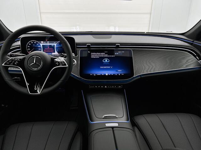 Mercedes-Benz E-KLASSE 300 e Business Solution | Winterpakket | Parkeerpakket met 360°-camera | Comfortpakket Plus | Trekhaak | GUARD 360° | Warmtewerend, donkergetint glas | Smartphone integratie | Sierelementen zwart essenhout |