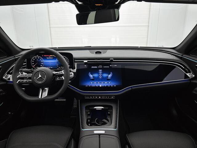 Mercedes-Benz E-KLASSE 300 e Business Solution AMG | Premium pakket | Winterpakket | Nightpakket | Leder pakket | Trekhaak | Panoramaschuifdak | 20-inch multi-spaak AMG velgen | 360° camera | Burmester® 4D surround sound system |