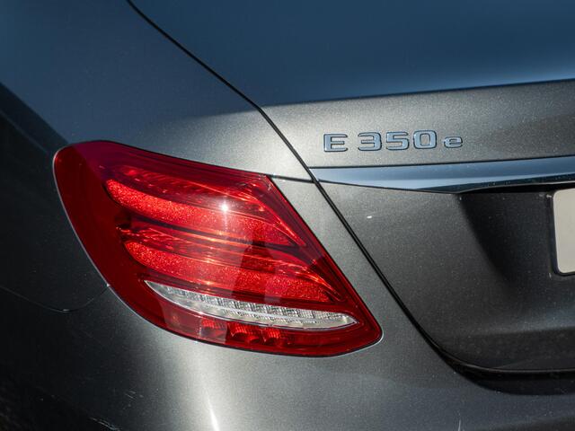 Mercedes-Benz E-KLASSE 350 e Business Solution AMG // proefrit mogelijk
