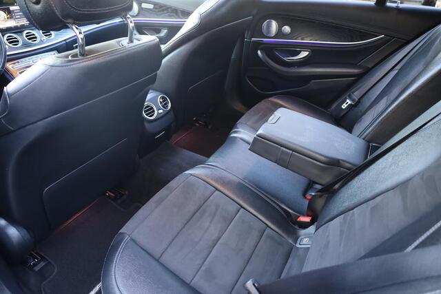 Mercedes-Benz E-KLASSE 250 Premium Plus AMG-LINE PANO BURMESTER LEER HUD CARPLAY 360-CAMERA SFEERVERL. STOELVERW. 20"AMG-LMV ZWARTE-HEMEL ENZ.