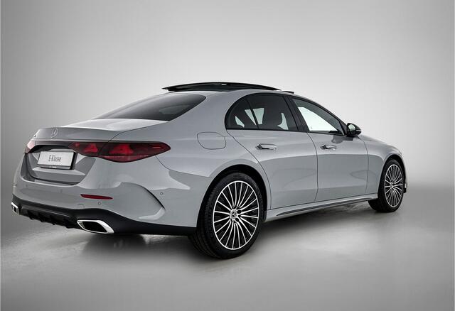 Mercedes-Benz E-KLASSE 300 e Business Solution AMG | Premium pakket | Panoramaschuifdak | Trekhaak | Lederpakket | Winterpakket | Nightpakket | Stoelventilatie/- verwarming voor | 20 inch AMG velgen |