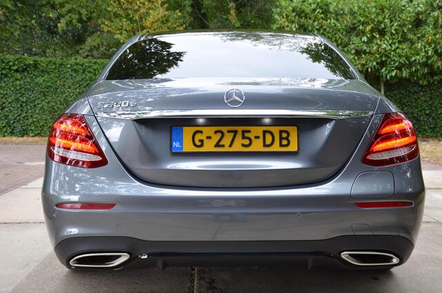 Mercedes-Benz E-KLASSE 300 e Premium Plus Amg Navi/Pdc/Ecc/360°-camera/Panoramadak/Burmester high-end 3D surround sound/Head-up display/Extra getint glas/Apple Carplay/Android Auto/Matrix LED koplampen