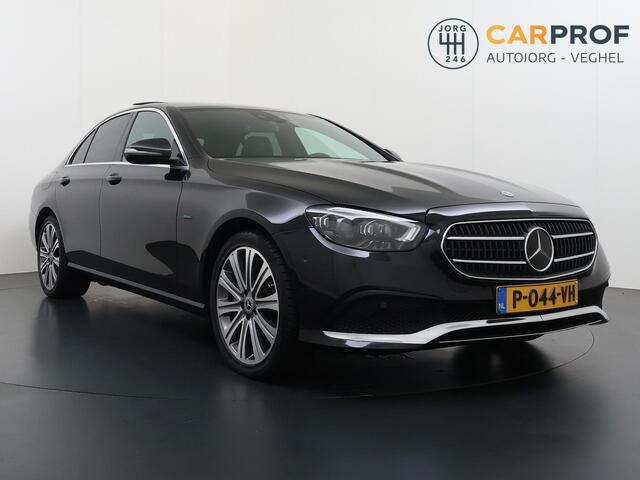 Mercedes-Benz E-KLASSE 300 de AMG Line Trekhaak | Pano | Leder | Burmester | Memory |