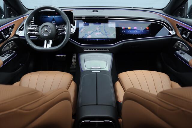 Mercedes-Benz E-KLASSE 400 e 4MATIC AMG Line | Hyperscreen | Distronic+ | Massage | Stoelventilatie | HUD | 3D-Display | Verwarmd Stuurwiel | Burmester | Vlakkenverwarming | Digital Light |